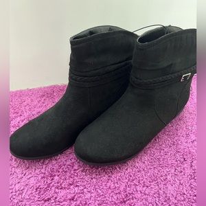 Women’s Black Ankle Booties.